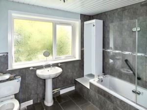 Photo 7- click for photo gallery